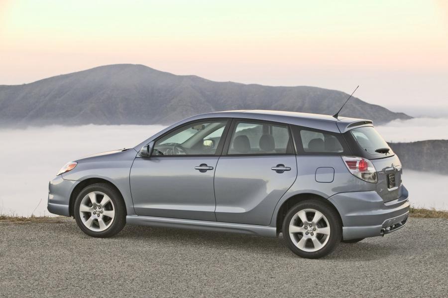  Toyota Matrix 2003 года  (фото 64 из 102)